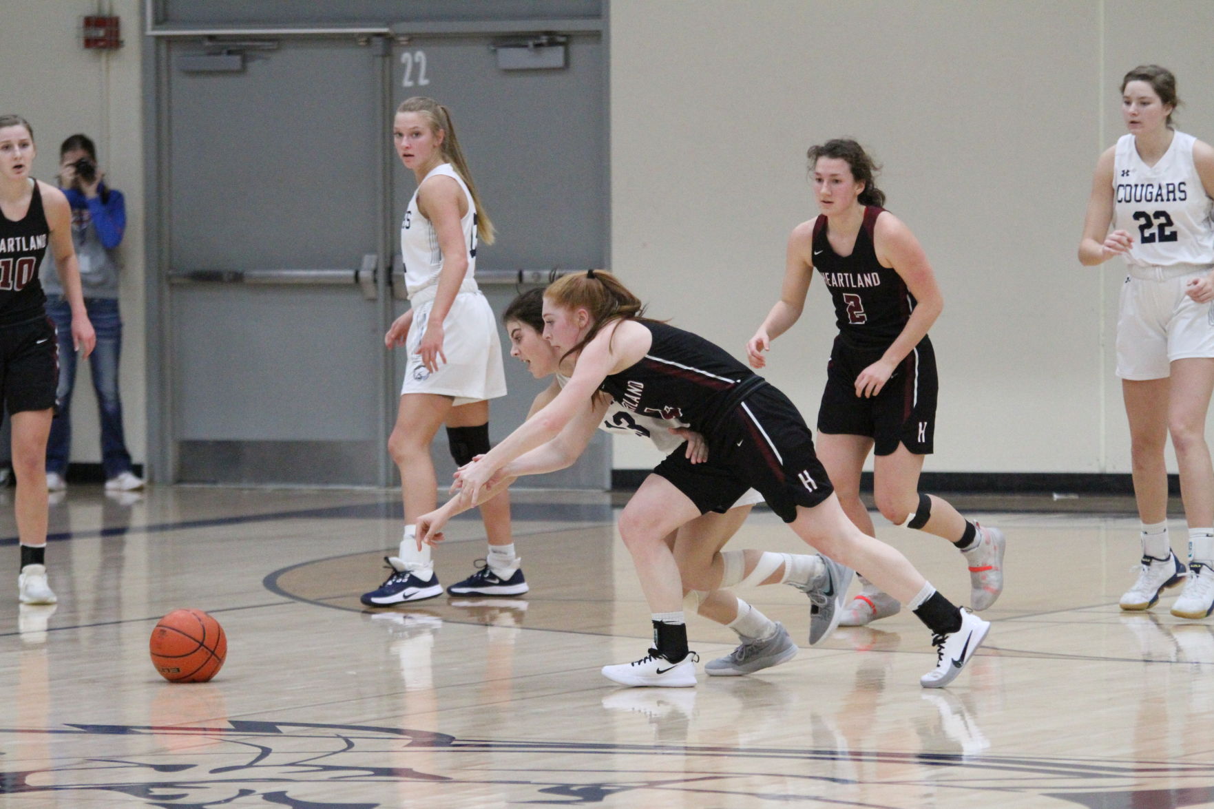 Heartland at Cross County girls basketball 15.jpeg